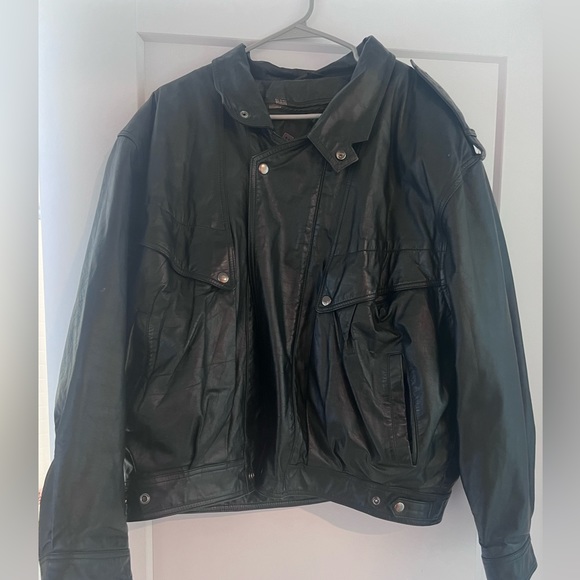 Byrnes and Baker Other - Byrnes as Baker Leather Jacket, nice and warm (thinsulate)
